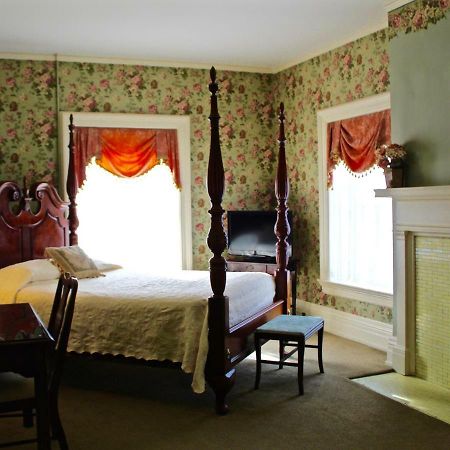 The Stockade Inn Schenectady Exterior photo