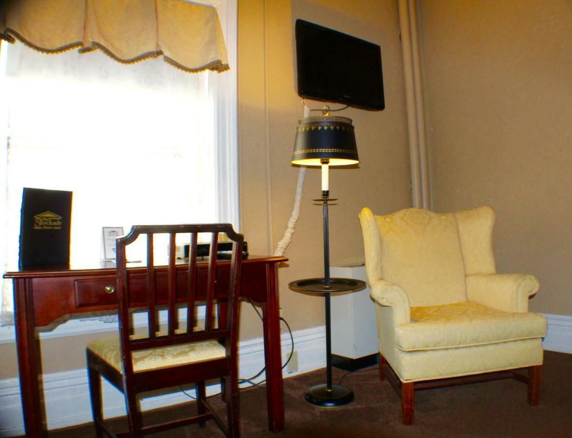 The Stockade Inn Schenectady Exterior photo
